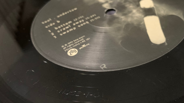 TOOL – TOOL – UNDERTOW