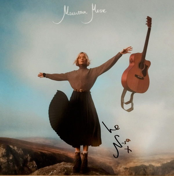NESBITT, NINA – NESBITT, NINA – MOUNTAIN MUSIC RED
