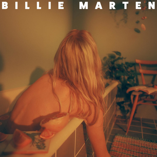 MARTEN, BILLIE – MARTEN, BILLIE – FEEDING SEAHORSES BY HAND
