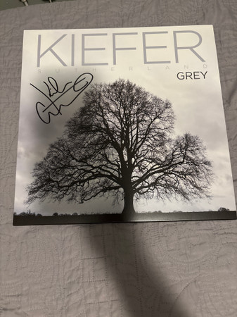 SUTHERLAND, KIEFER – SUTHERLAND, KIEFER – GREY